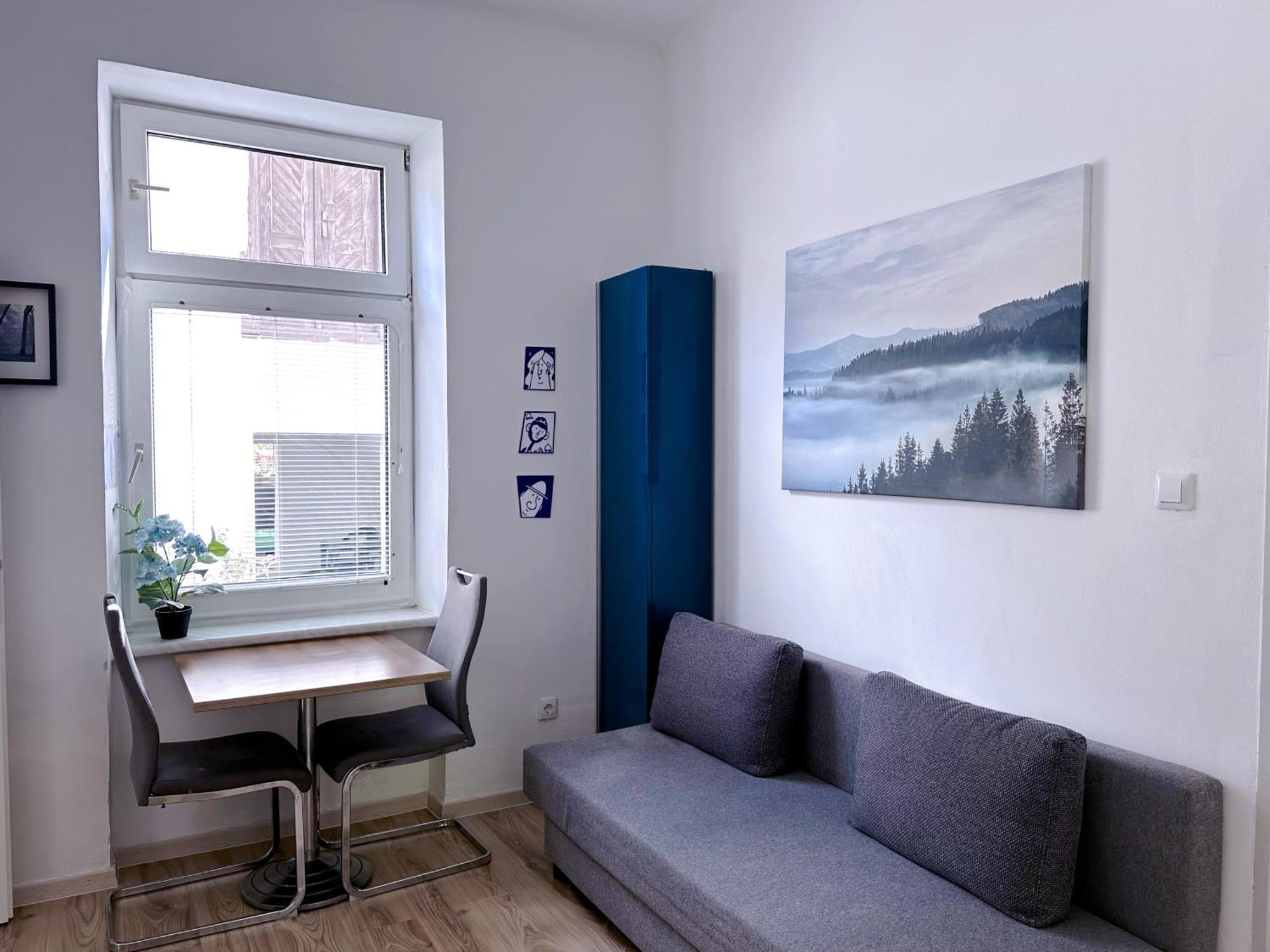 Up Resistances G Apartment Баден Екстериор снимка