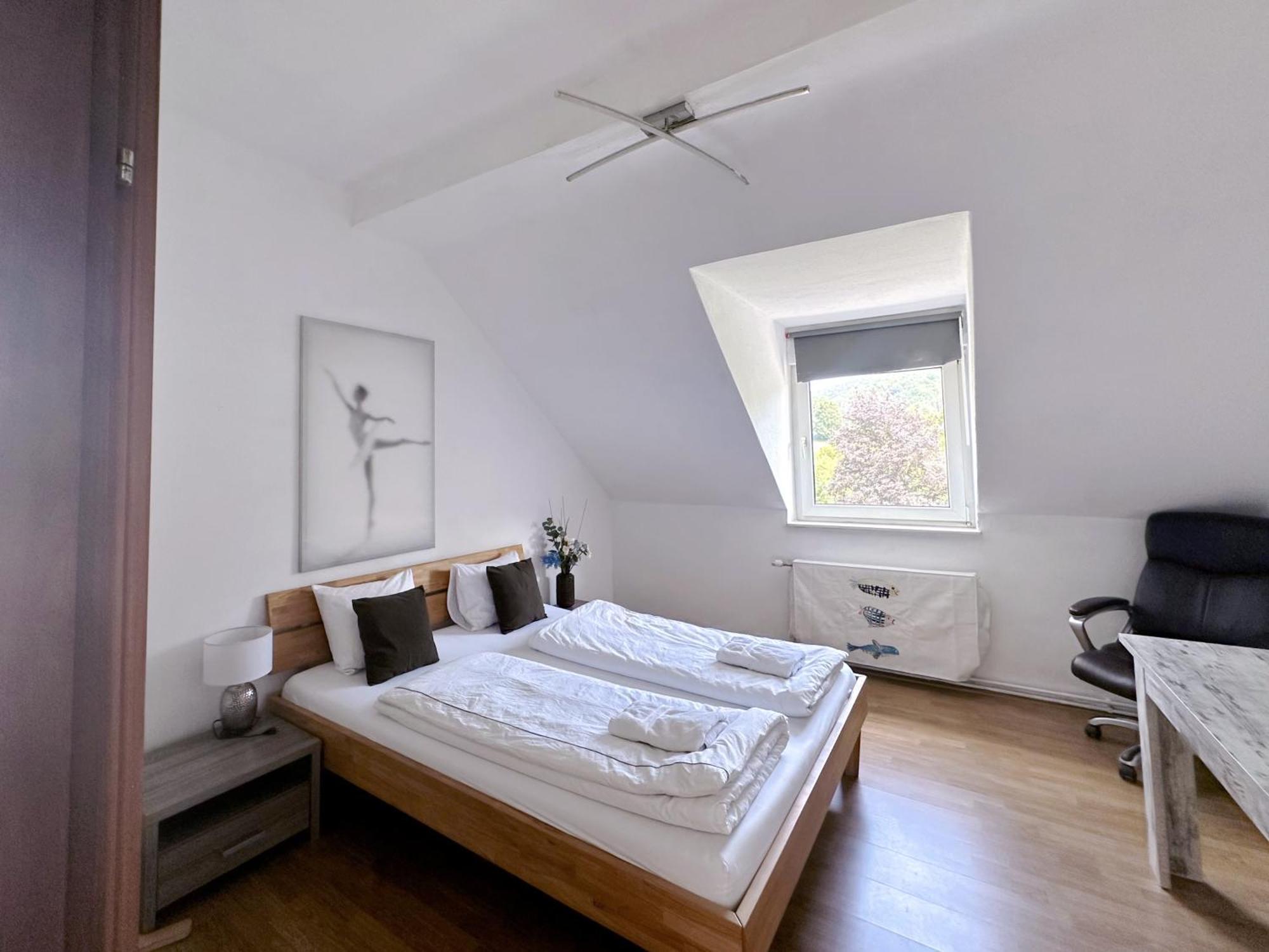 Up Resistances G Apartment Баден Екстериор снимка