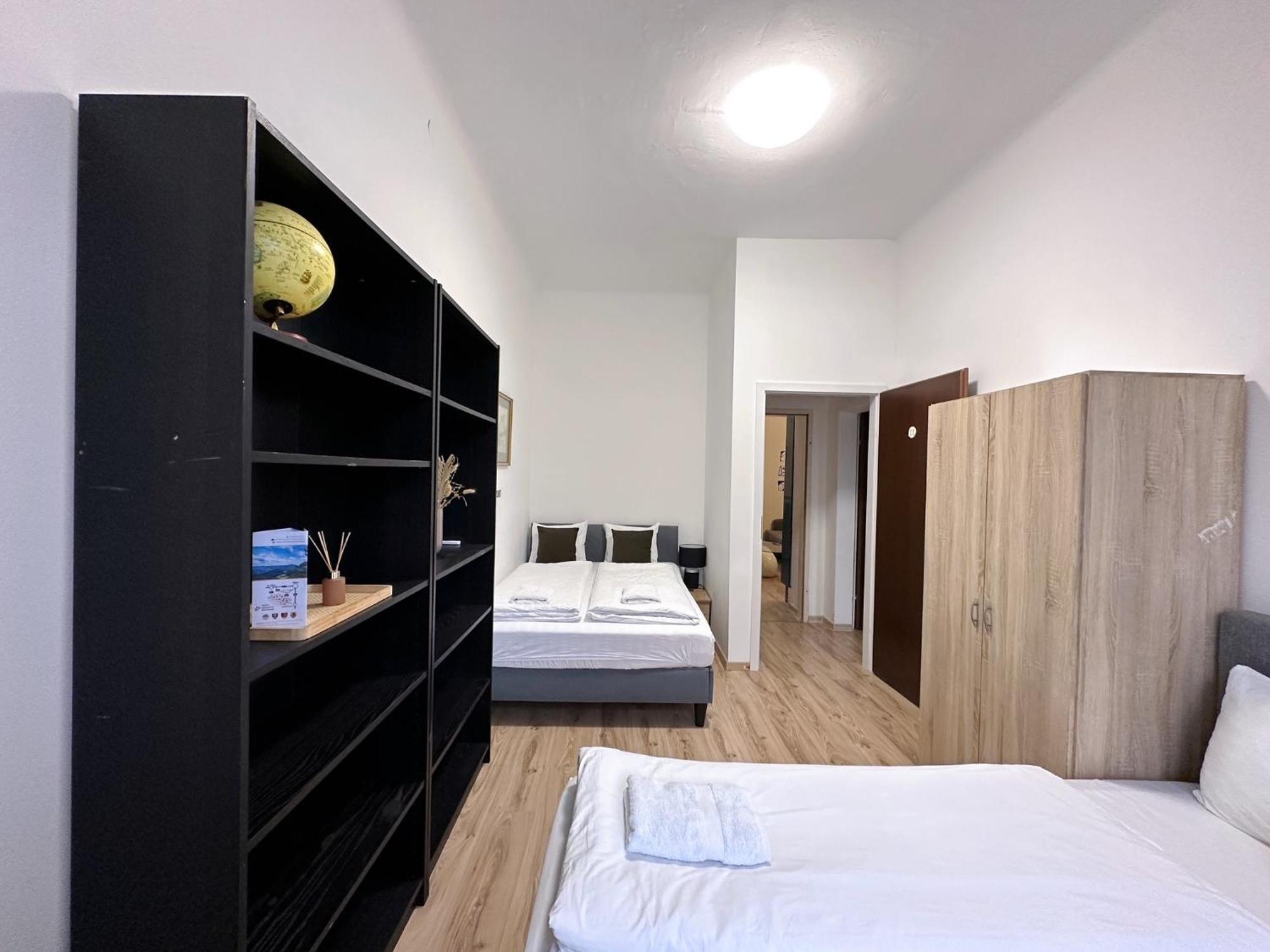 Up Resistances G Apartment Баден Екстериор снимка